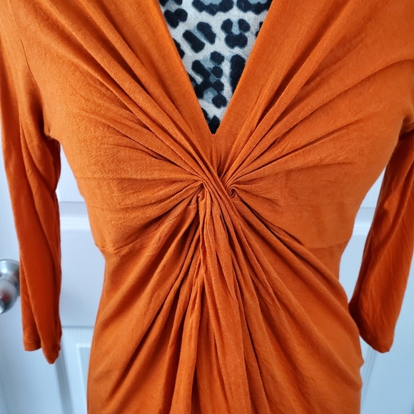 Jones New York Sport Twist Front Top - Picture 4 of 10